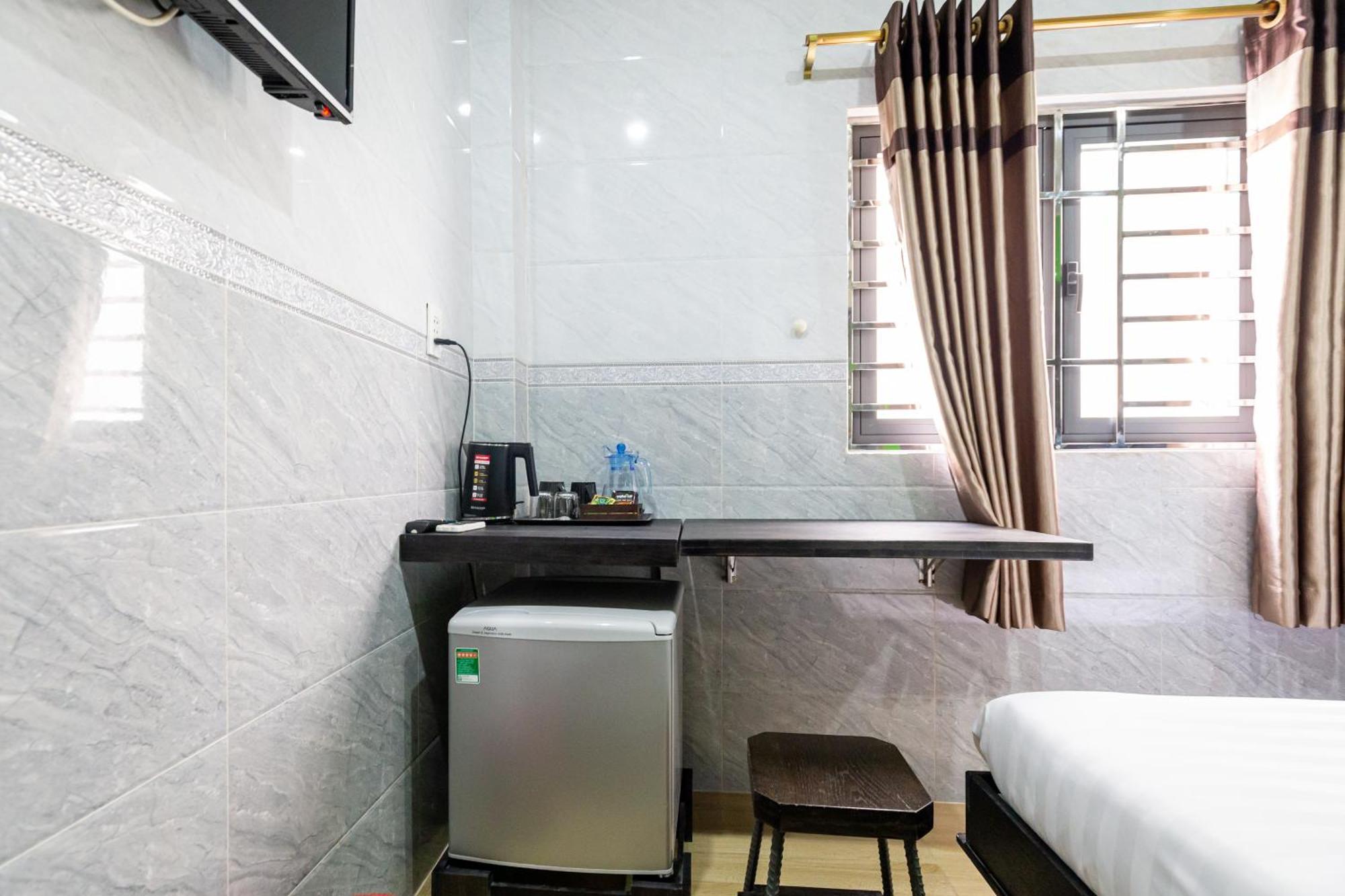 Cola'S Homestay Хошимин Экстерьер фото